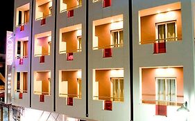 Ξενοδοχείο Άστρον